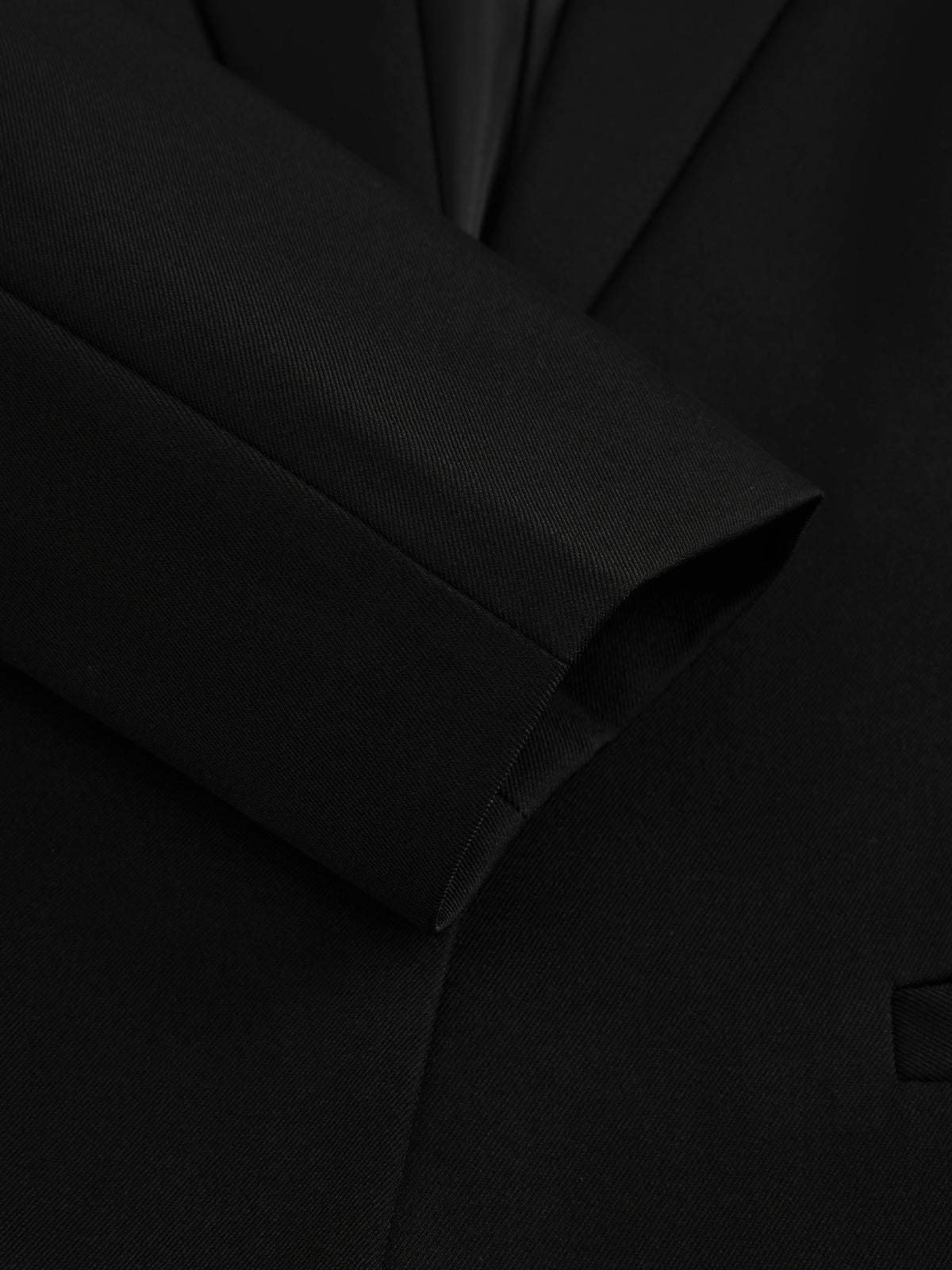 Blazer slim fit da donna: elegante blazer monopetto, adatto per l'ufficio e le occasioni formali.