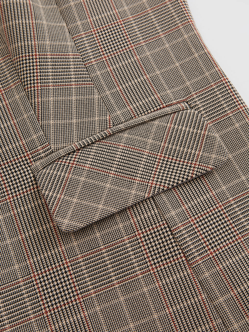 Giacca e Pantaloni Donna - Set Completo per Stile Professionale e Quotidiano
