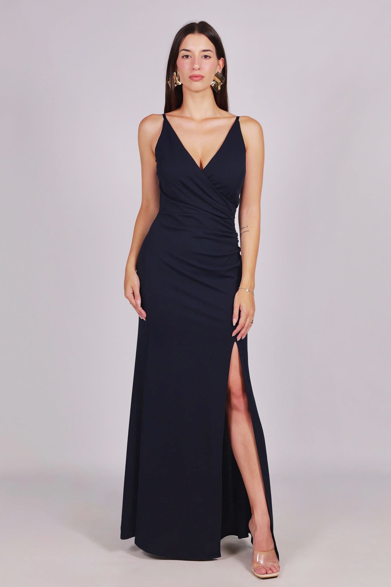 Abito “Loreta” – Eleganza drappeggiata con spacco frontale -3