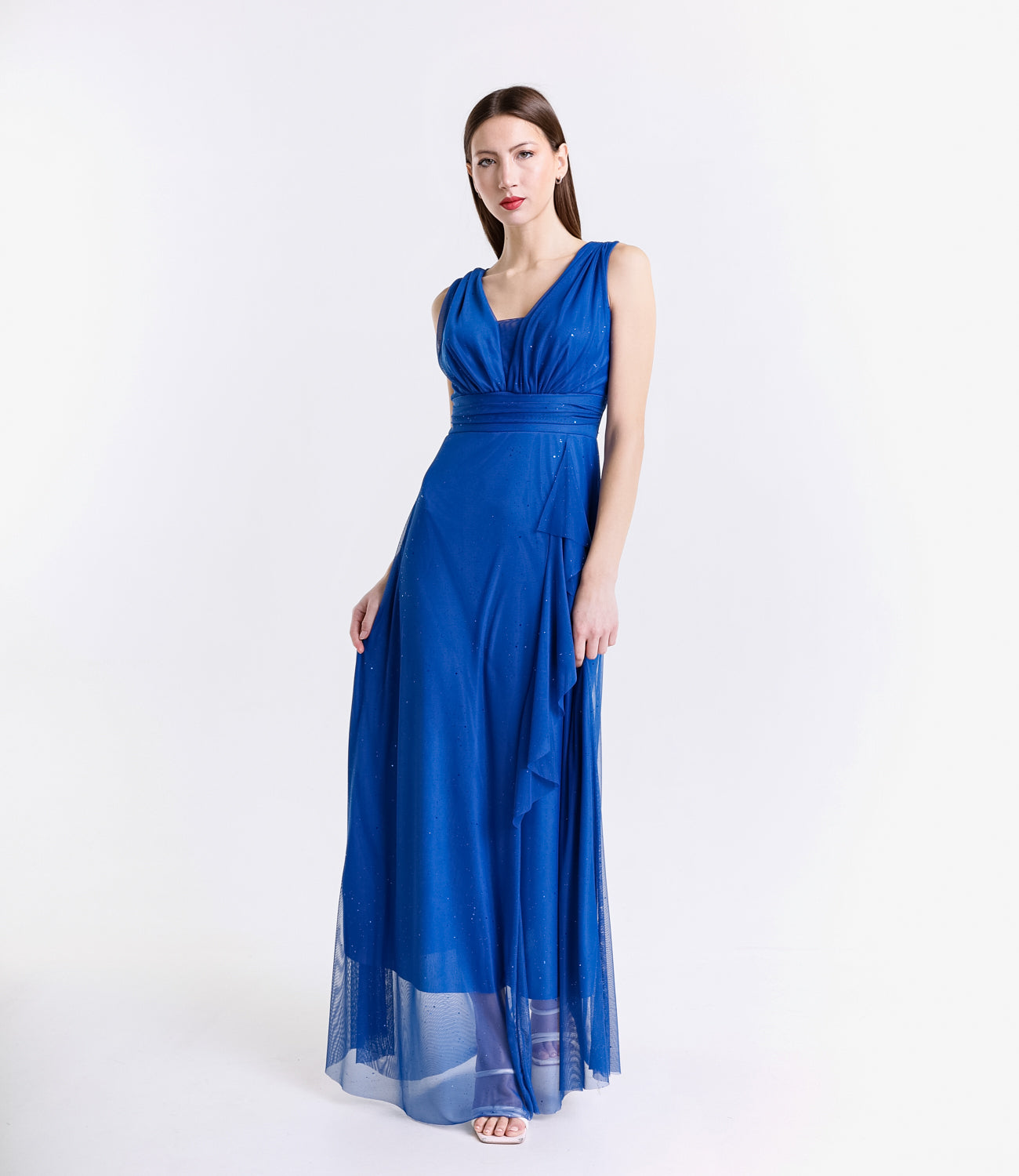 Abito bluette da cerimonia, design fluido e raffinato