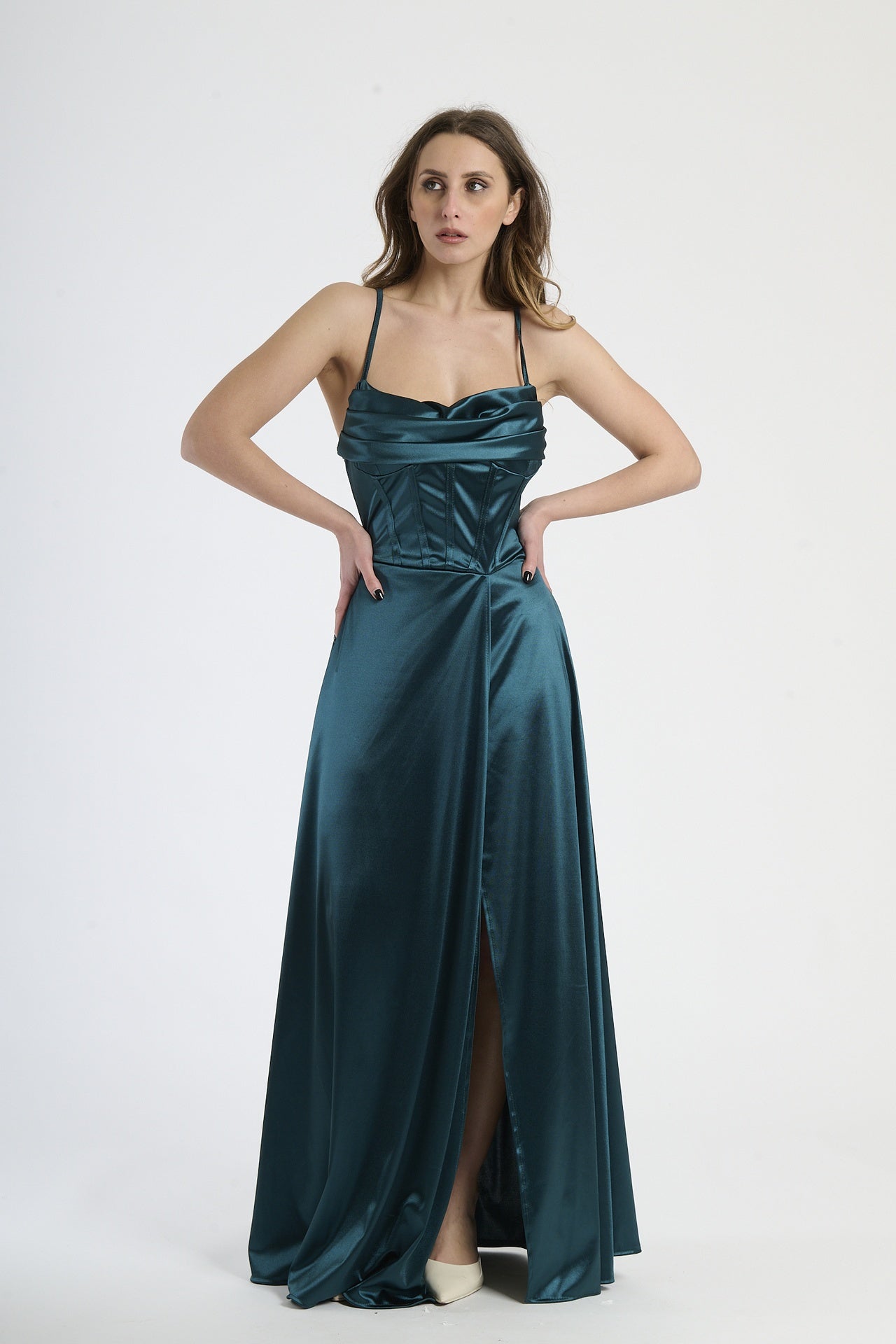 Abito da evento verde.S, ideale per un look fresco ed elegante.