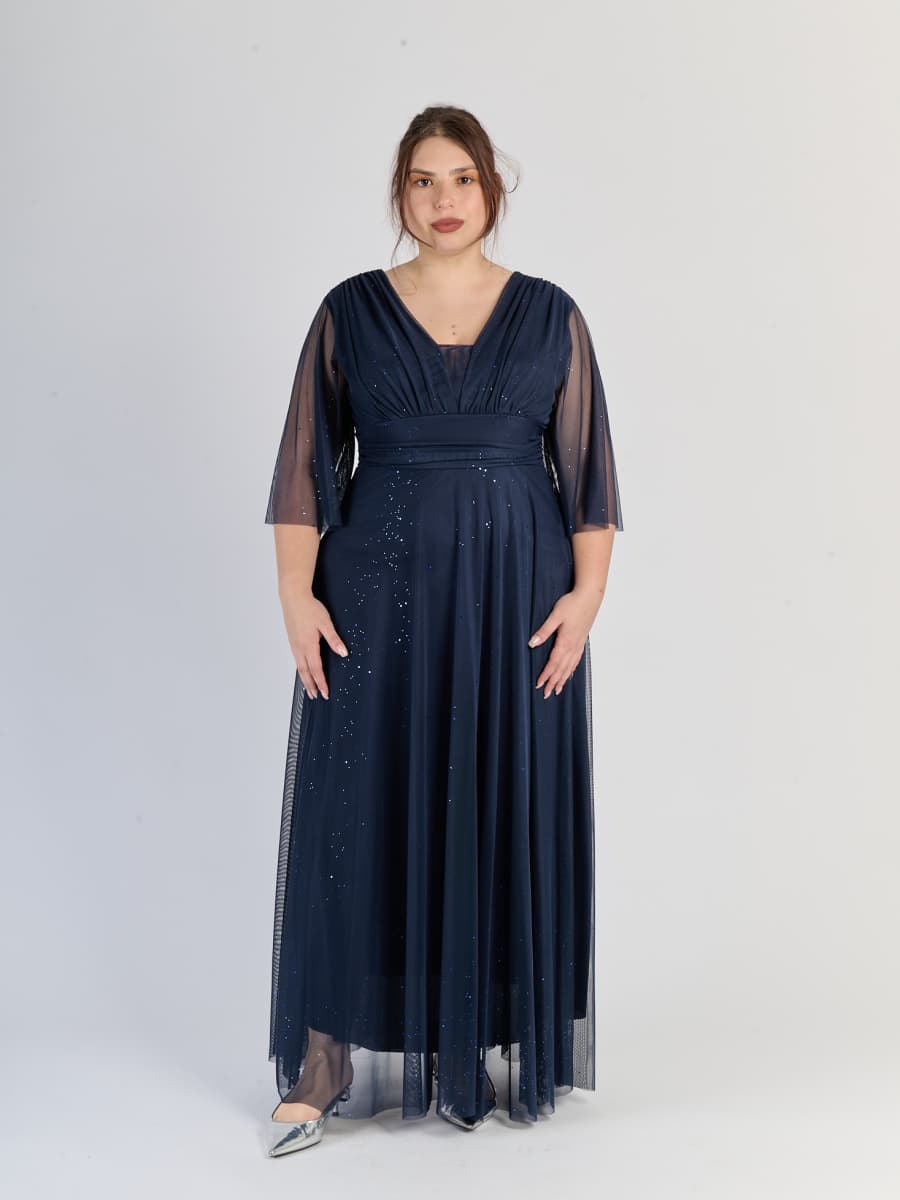 Abito lungo navy, scollatura a V e maniche trasparenti, eleganza classica blu.