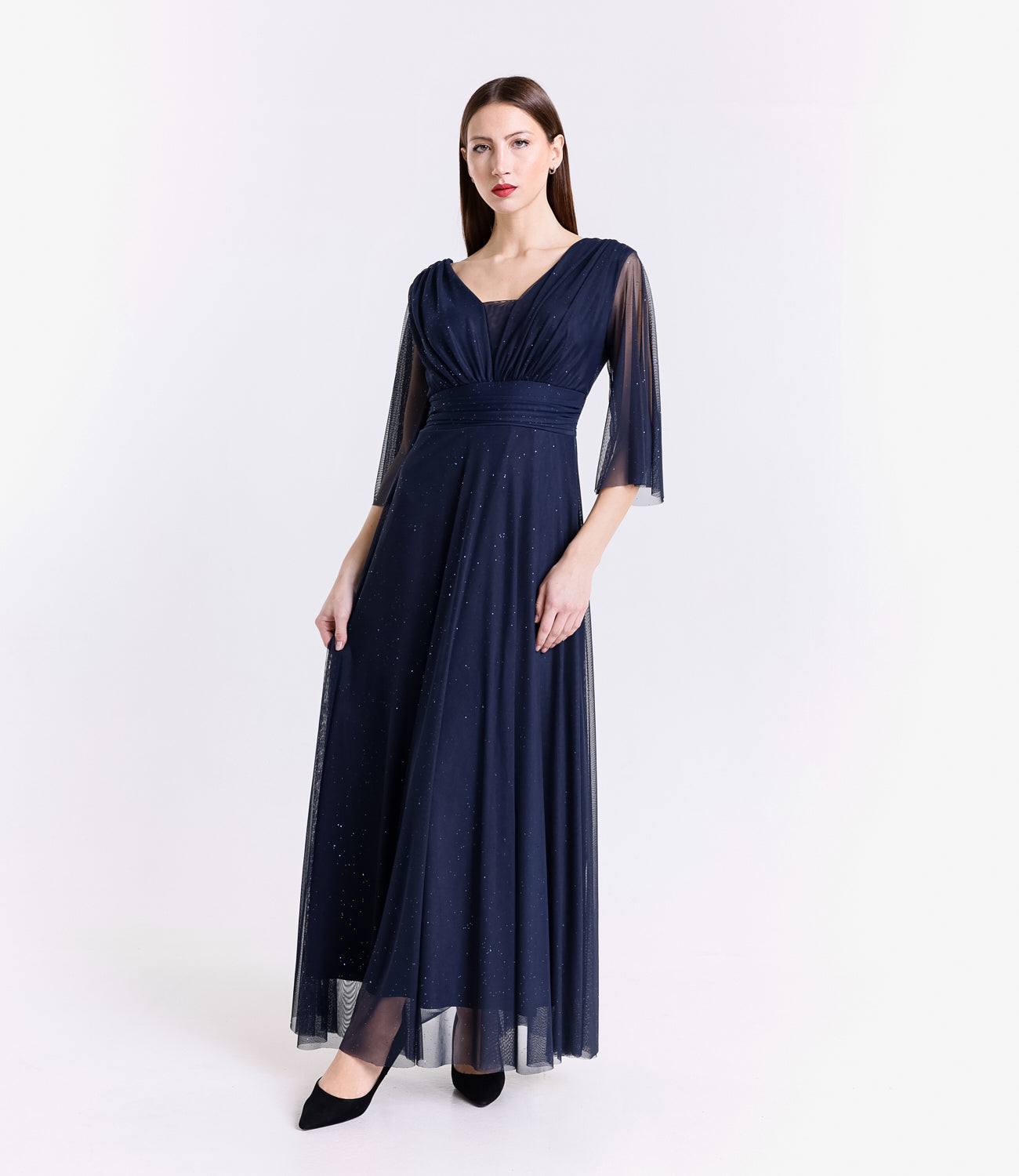 Abito lungo navy classico con scollo a V e maniche in tulle trasparente