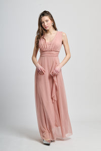 Abito rosa antico da cerimonia, design fluido e romantico