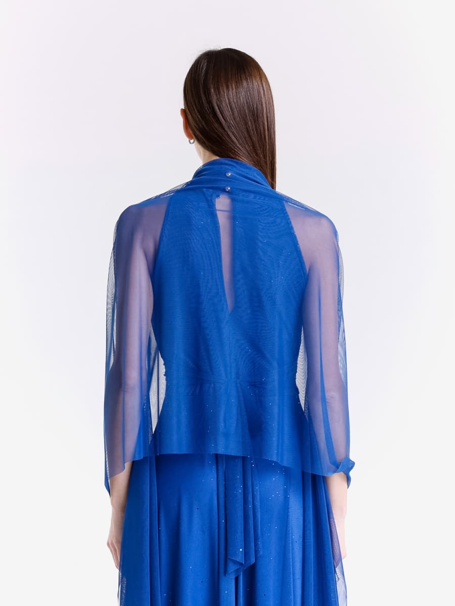 Completo da giorno bluette, tulle traslucido per abito e coprispalle