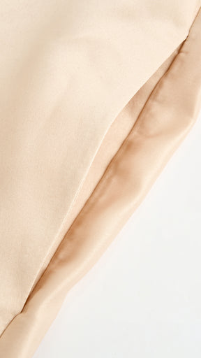 Elegant Long Satin Dress with Thin Straps – “Estella”