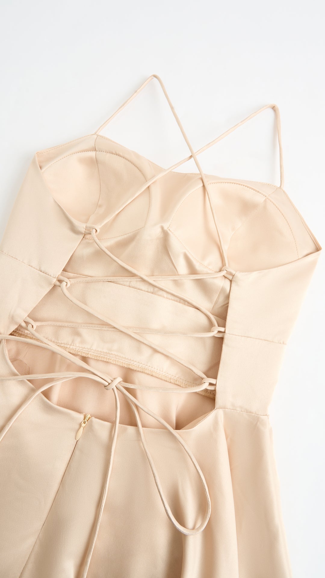 Elegant Long Satin Dress with Thin Straps – “Estella”