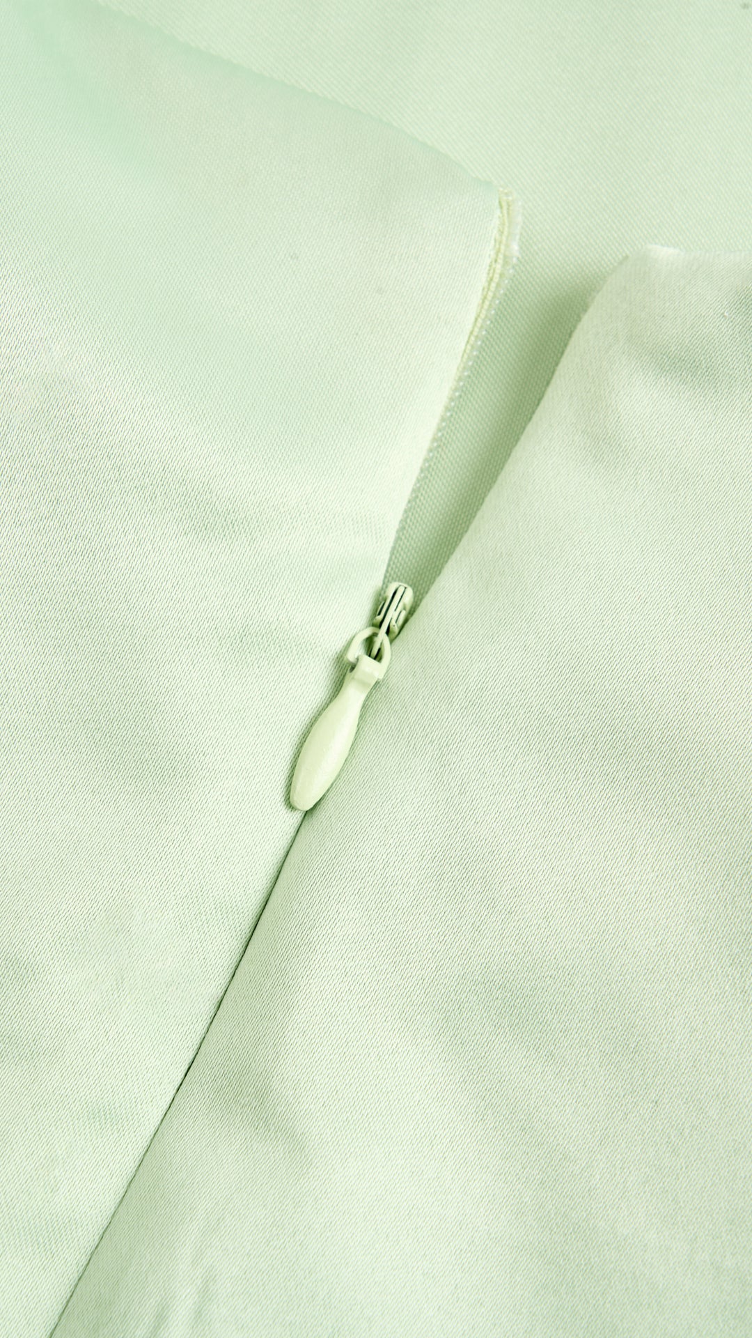 Elegant Long Satin Dress with Thin Straps – “Estella”