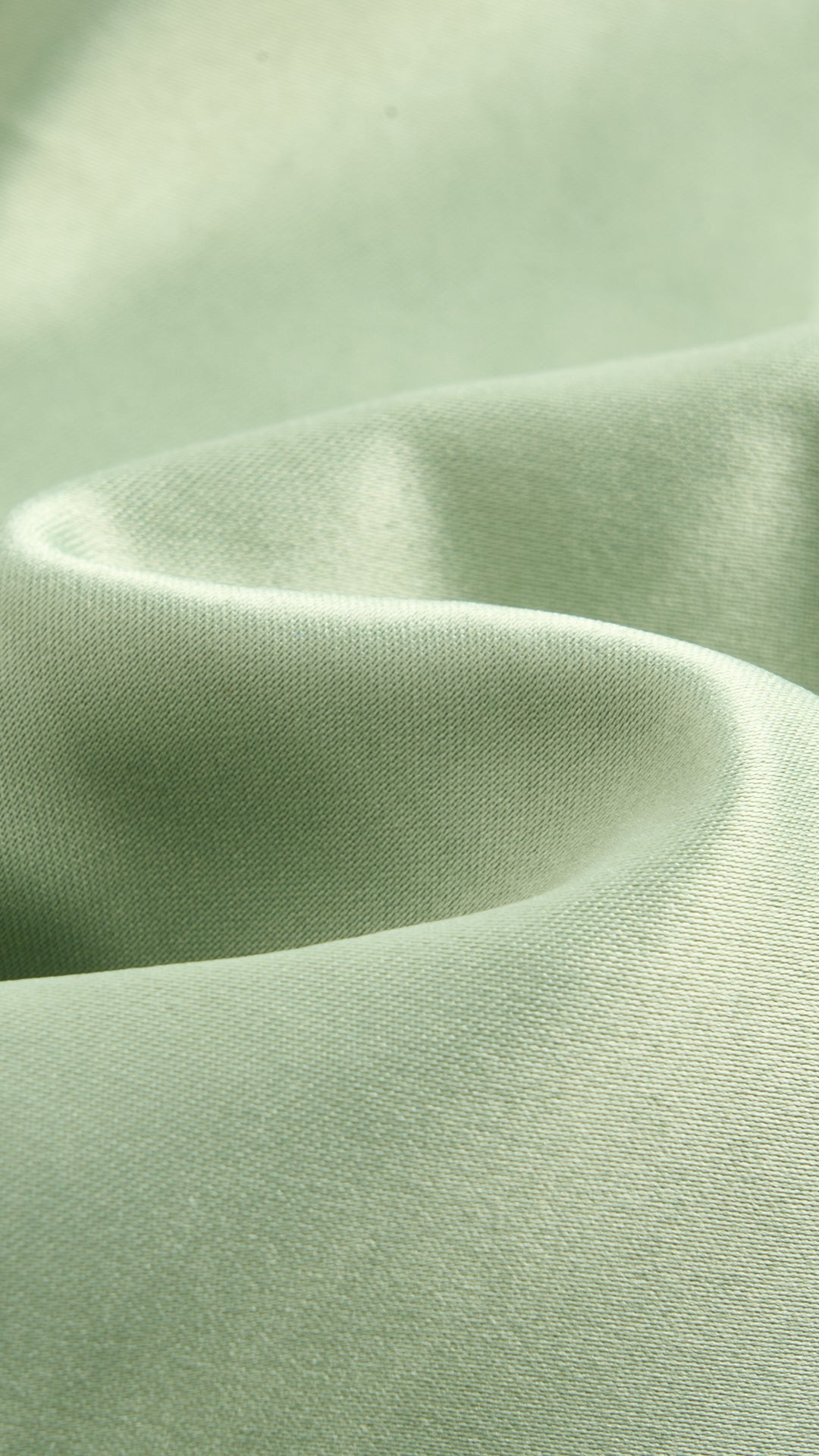 Elegant Long Satin Dress with Thin Straps – “Estella”