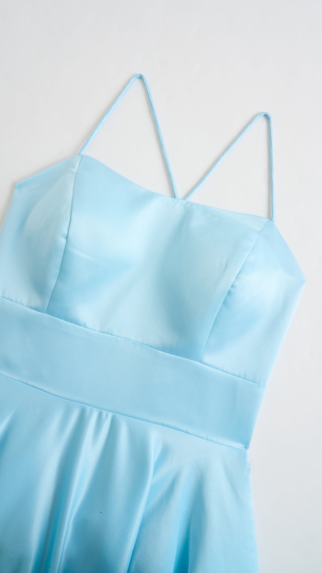 Elegant Long Satin Dress with Thin Straps – “Estella”