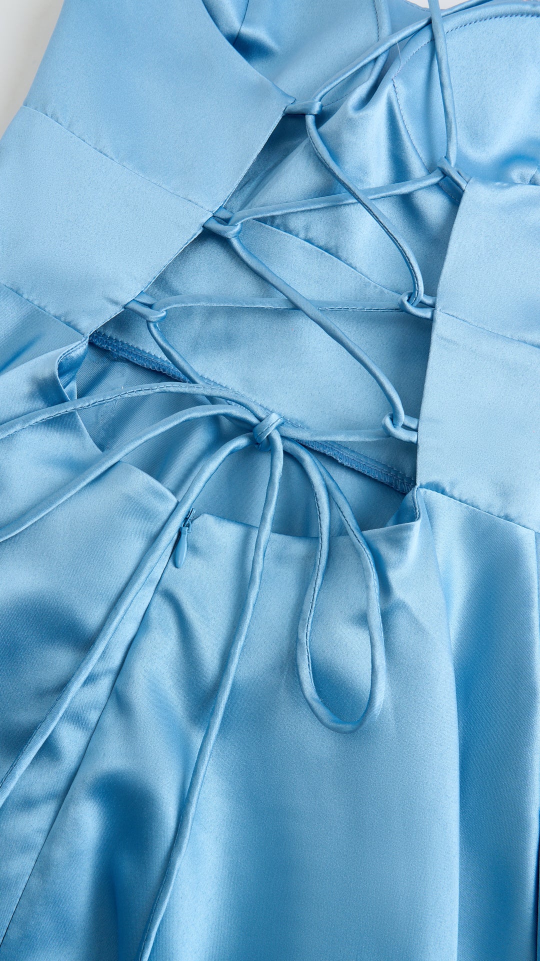 Elegant Long Satin Dress with Thin Straps – “Estella”