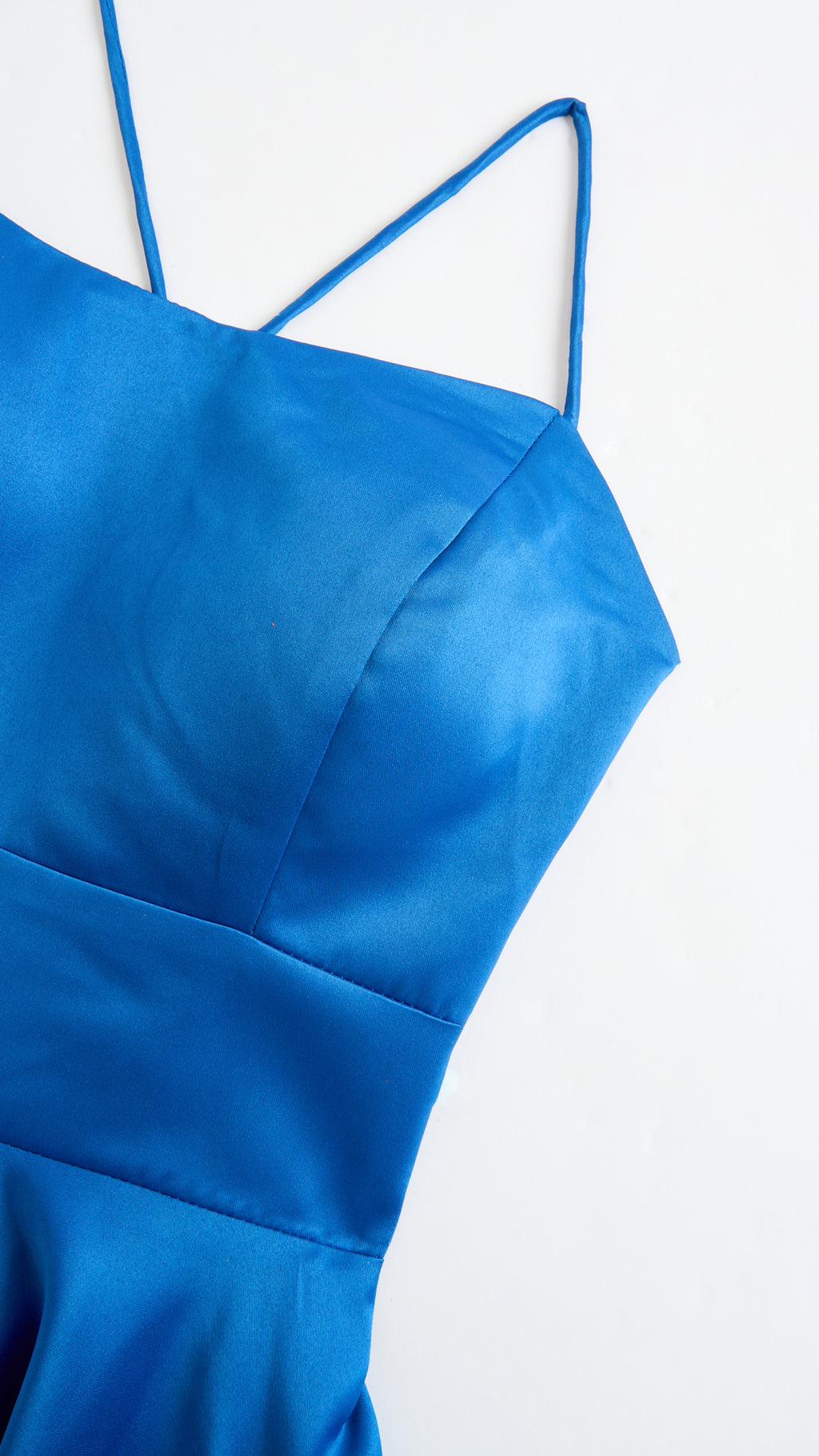 Elegant Long Satin Dress with Thin Straps – “Estella”