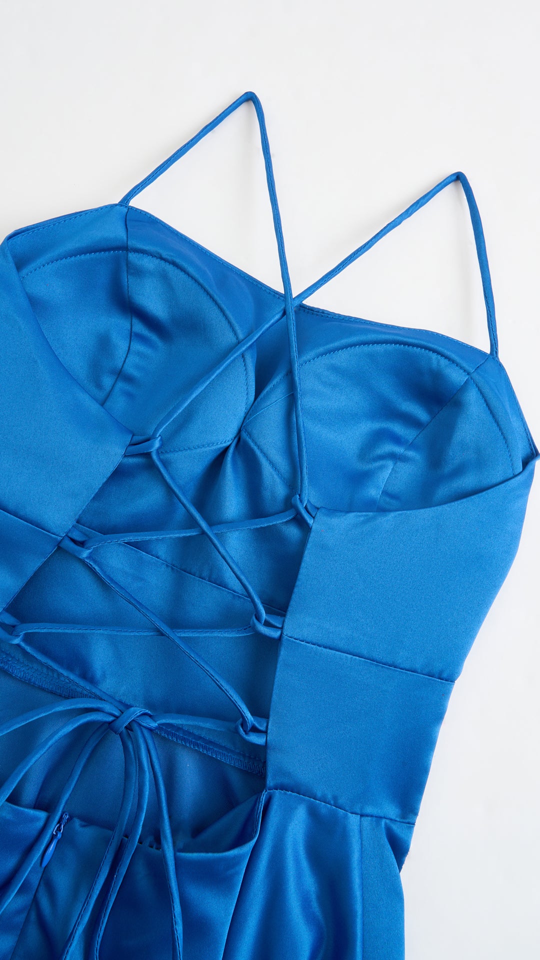 Elegant Long Satin Dress with Thin Straps – “Estella”
