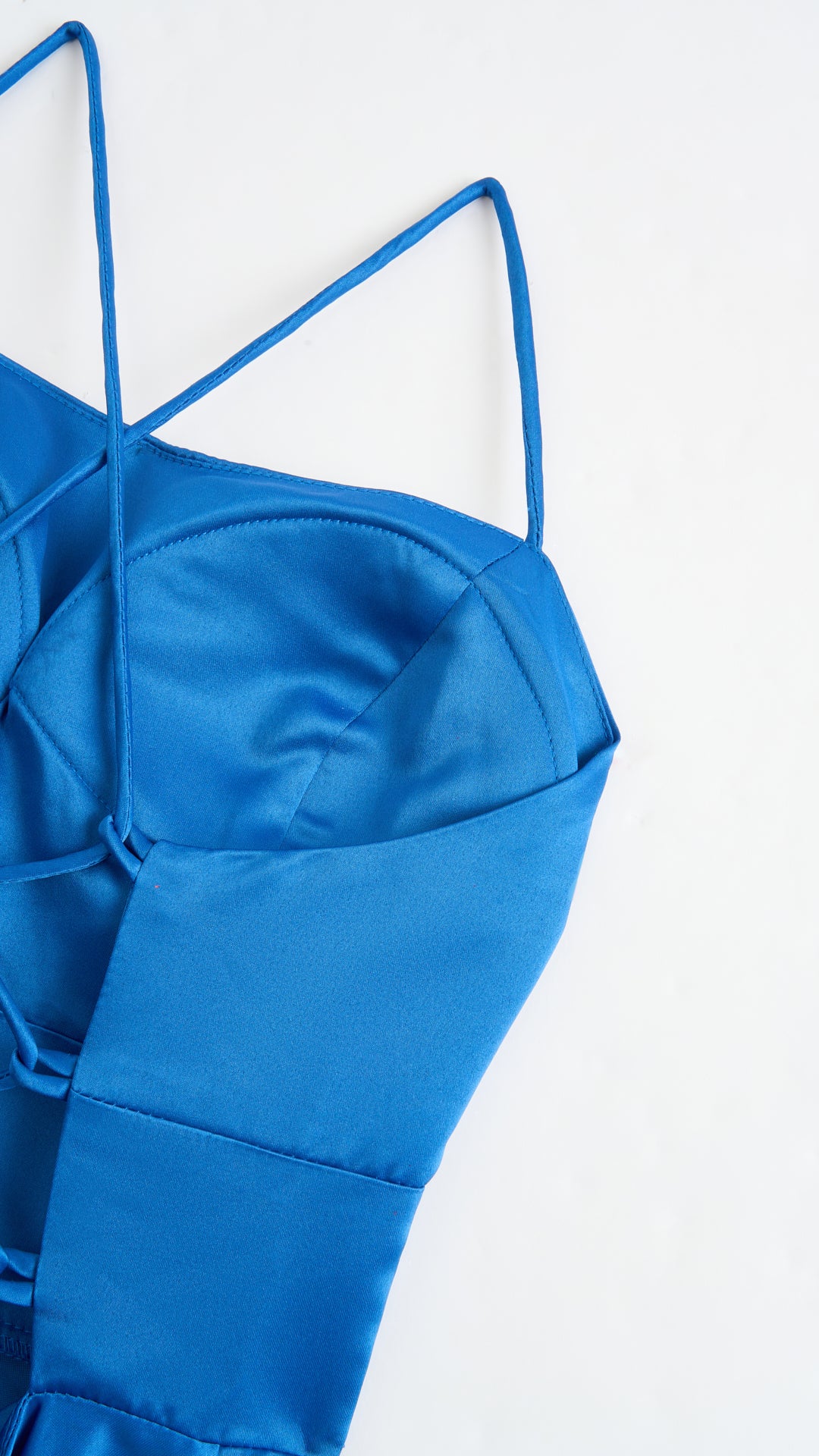 Elegant Long Satin Dress with Thin Straps – “Estella”