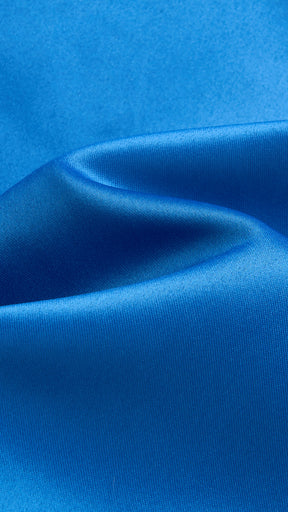 Elegant Long Satin Dress with Thin Straps – “Estella”