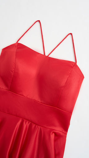 Elegant Long Satin Dress with Thin Straps – “Estella”