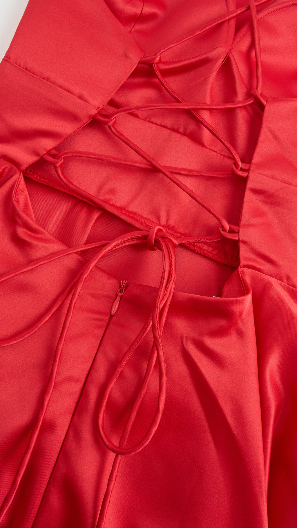 Elegant Long Satin Dress with Thin Straps – “Estella”
