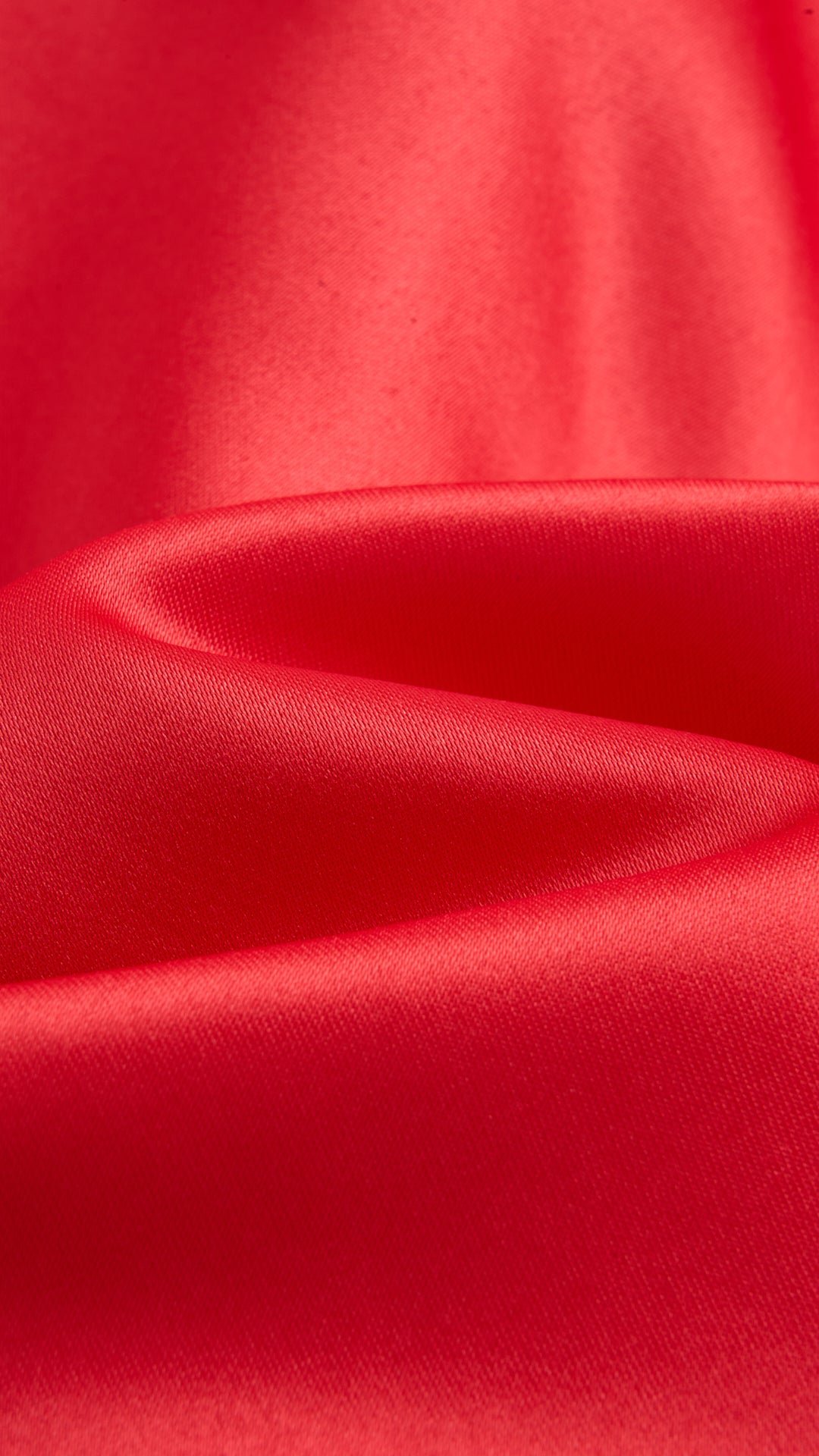 Elegant Long Satin Dress with Thin Straps – “Estella”