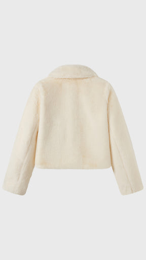 Giacca cropped in pelliccia sintetica con colletto a revers