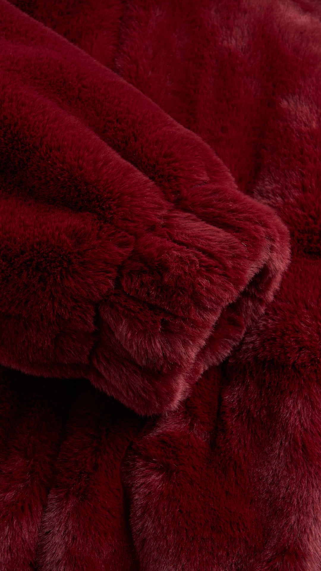 Giacca con cappuccio in peluche sintetica con zip e coulisse
