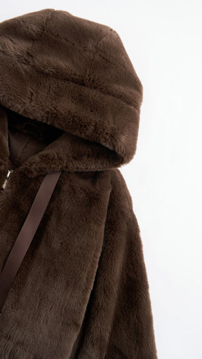 Giacca con cappuccio in peluche sintetica con zip e coulisse