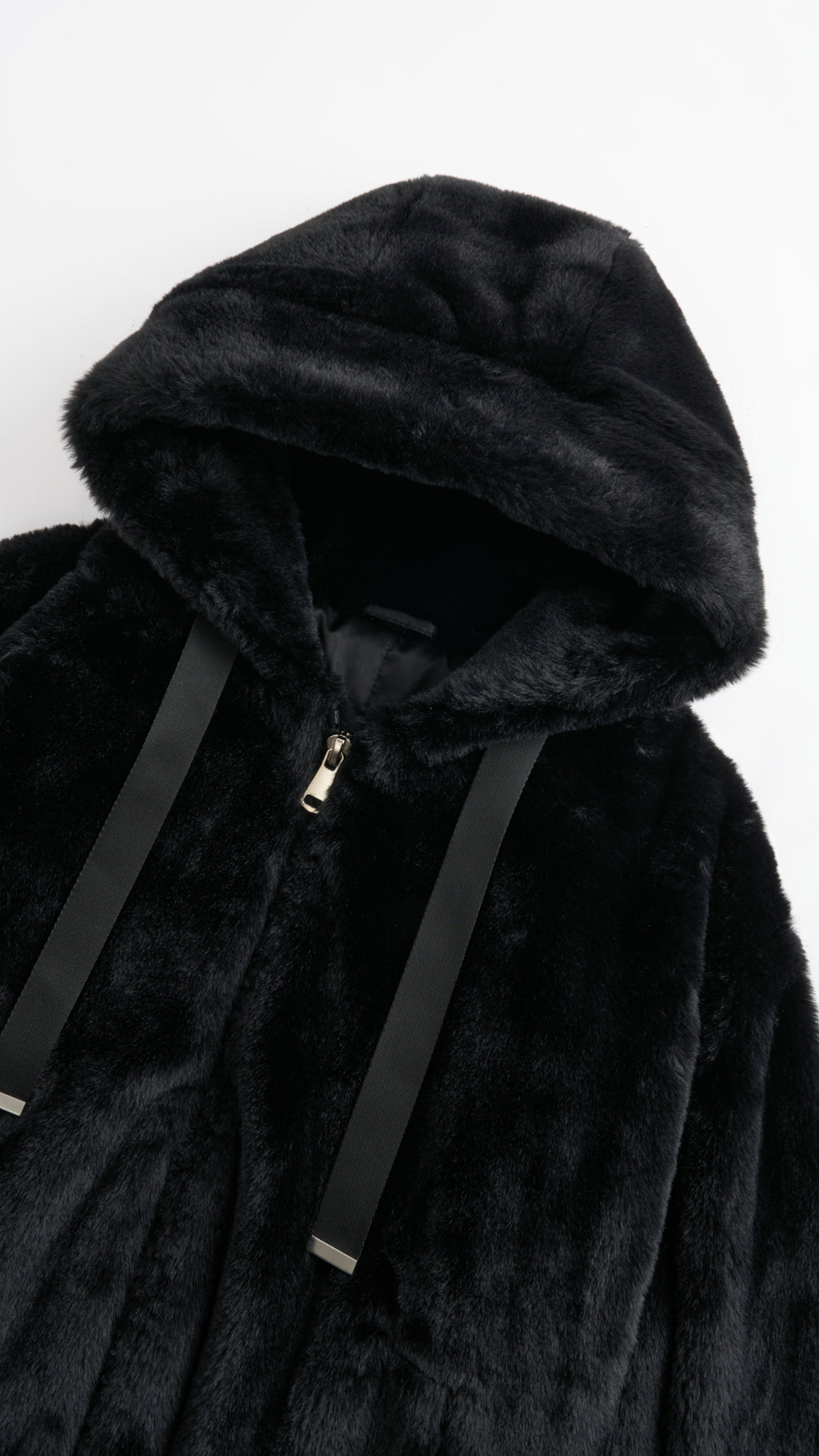 Giacca con cappuccio in peluche sintetica con zip e coulisse