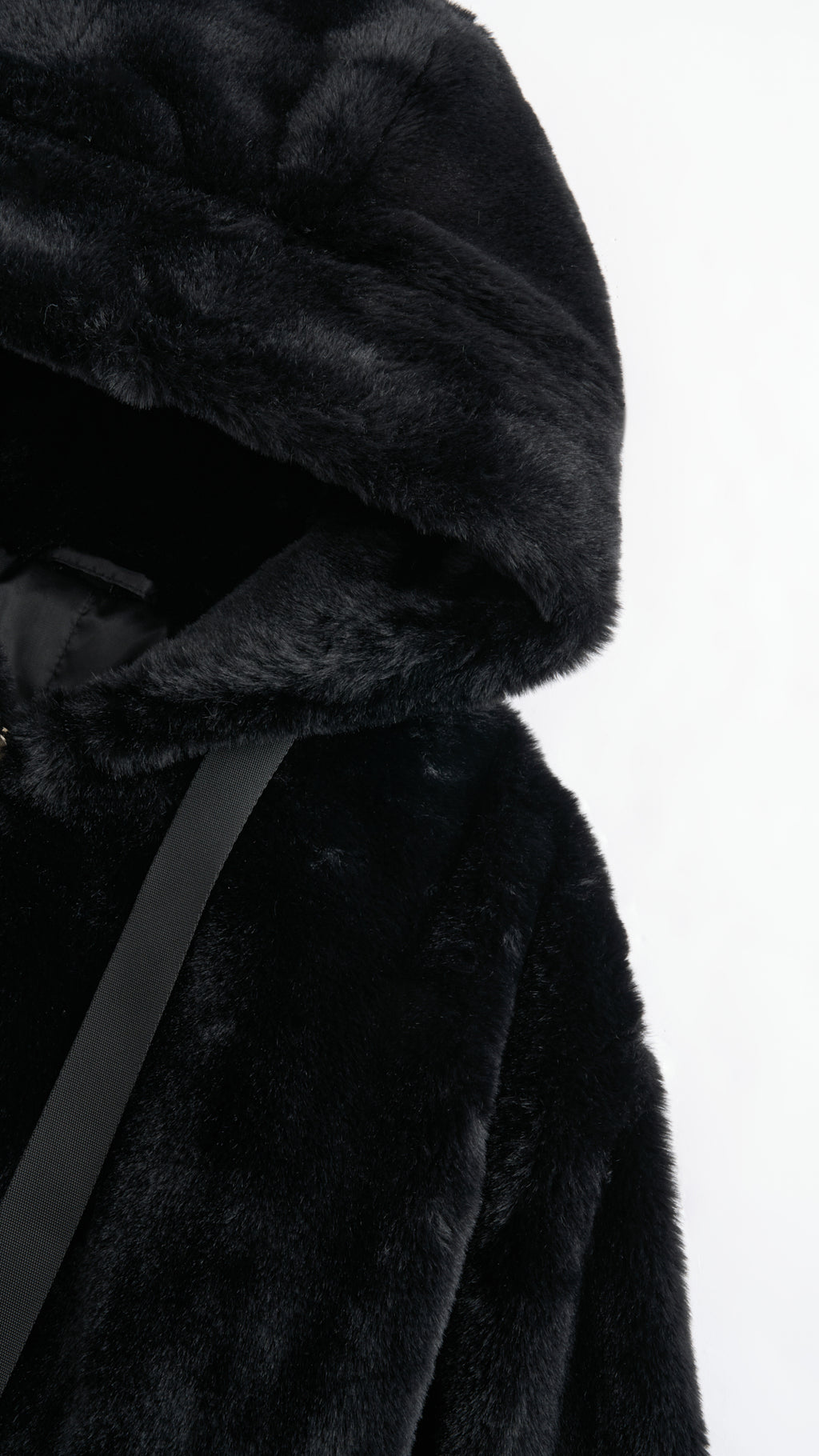 Giacca con cappuccio in peluche sintetica con zip e coulisse