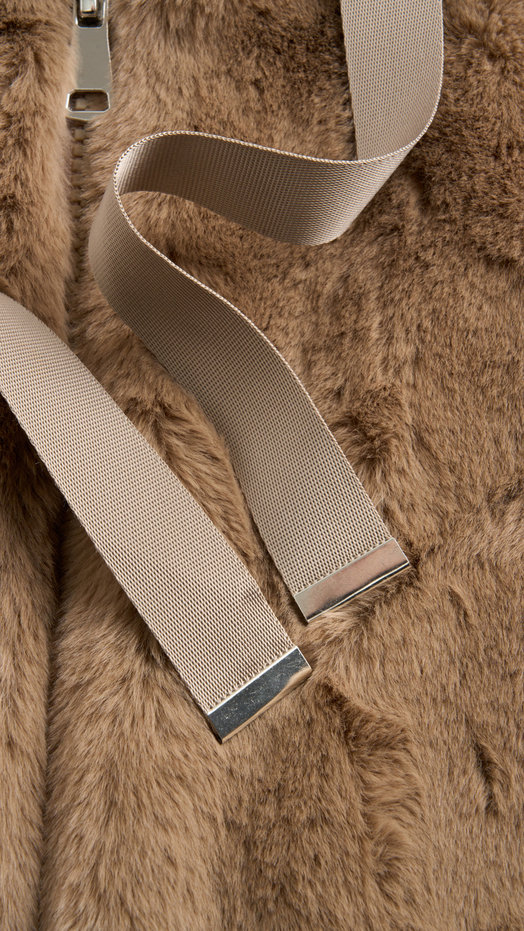 Giacca con cappuccio in peluche sintetica con zip e coulisse