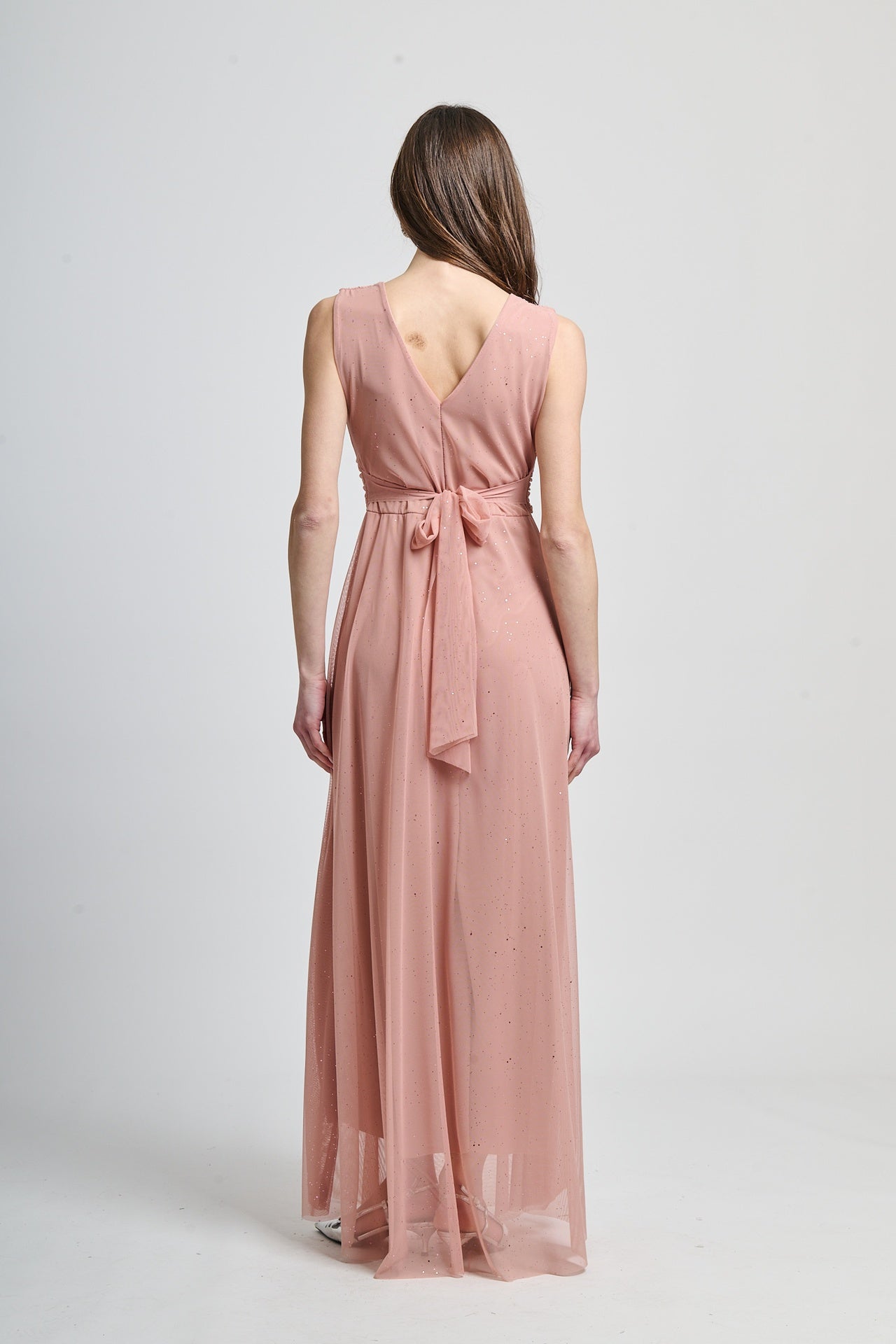 Lungo vestito rosa antico, perfetto per feste di nozze