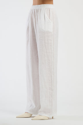 Pantaloni bianchi con coulisse, comodi e perfetti per lo stile casual