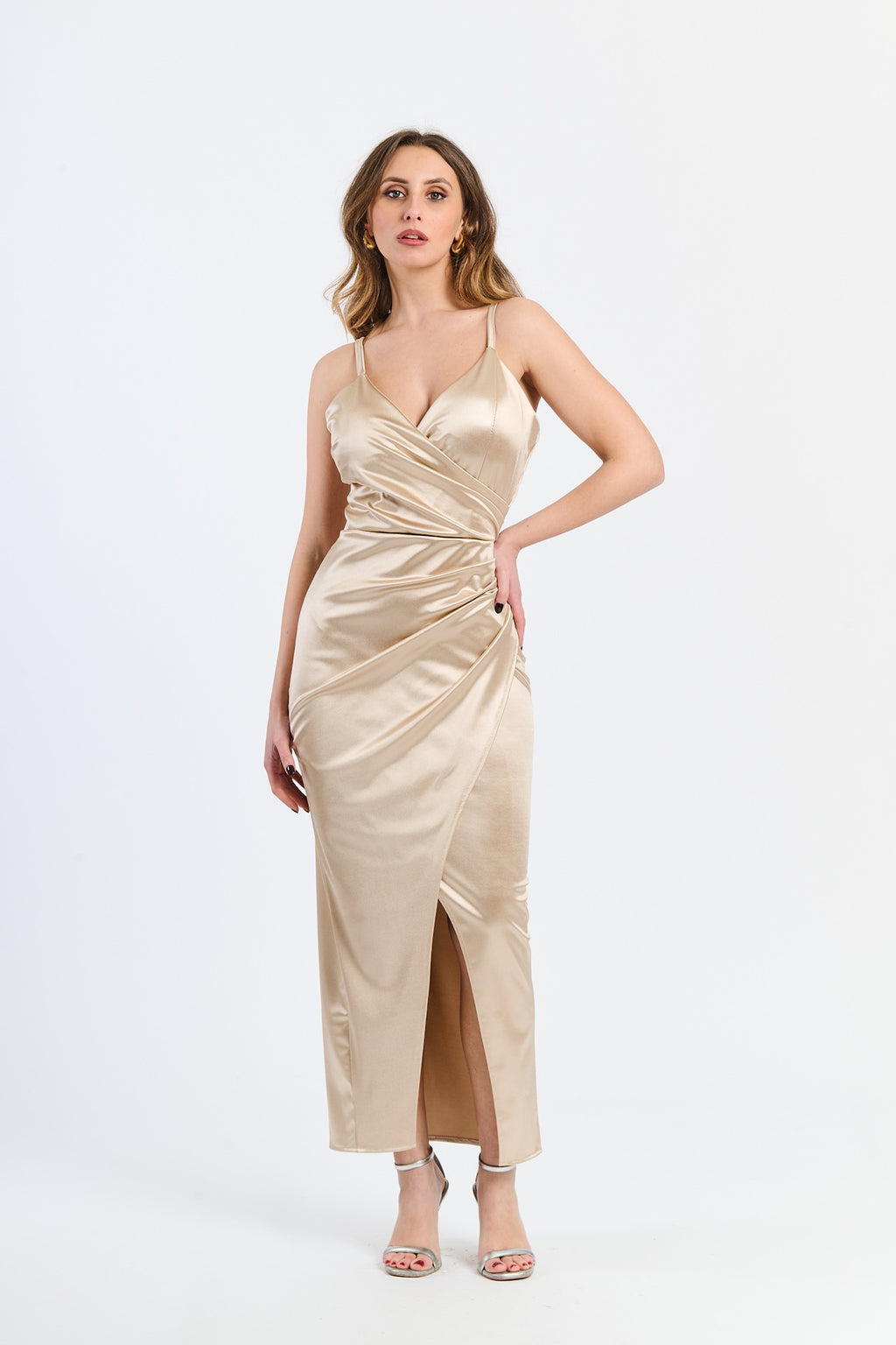 Satin beige lussuoso, abito lungo, design sexy, per serate speciali