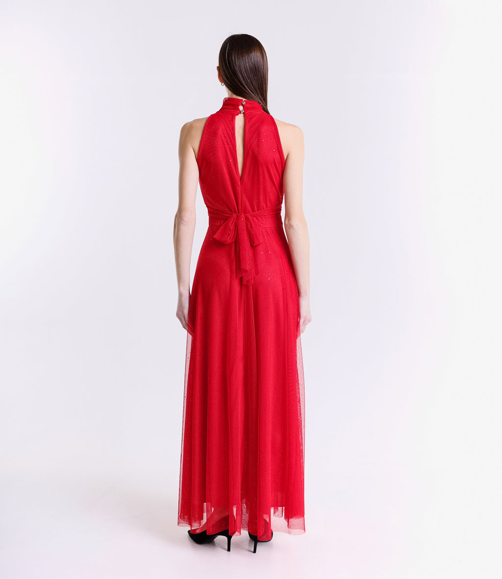 Vestito rosso con puzzo e frange laterali, aspetto dinamico per eventi.