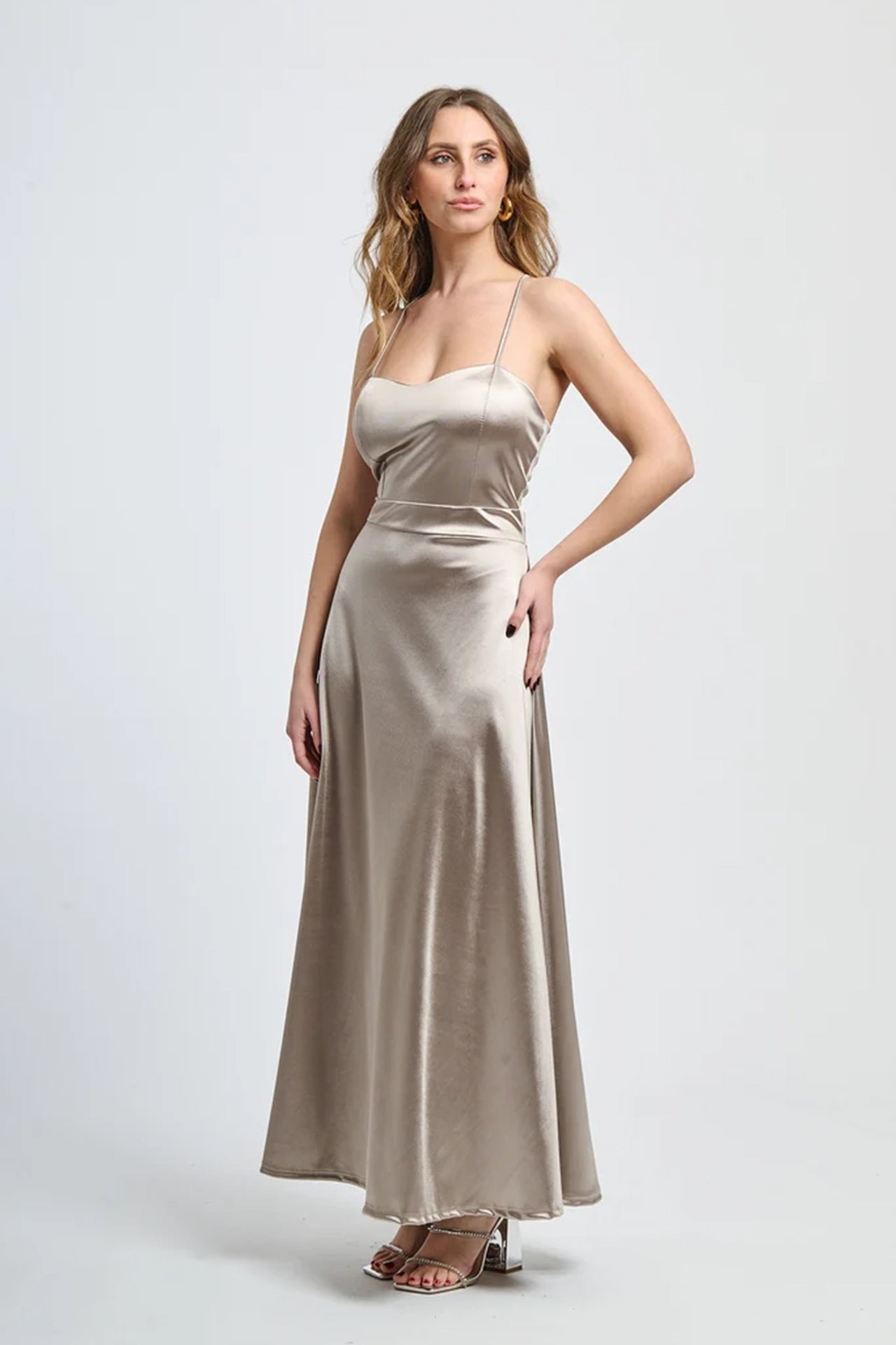 Vestito lungo in raso con schiena scoperta Eva -1