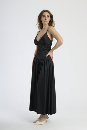 Long dress with tight waist and wide skirt Fatima 