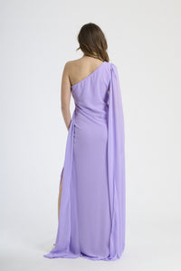 Abito elegante lilla, taglio aderente, spalla unica, perfetto per eventi formali.