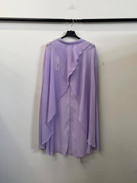 Mantella Ondulata – Eleganza Leggera “Aurelia” (solo lo scialle, non incluso l'abito)