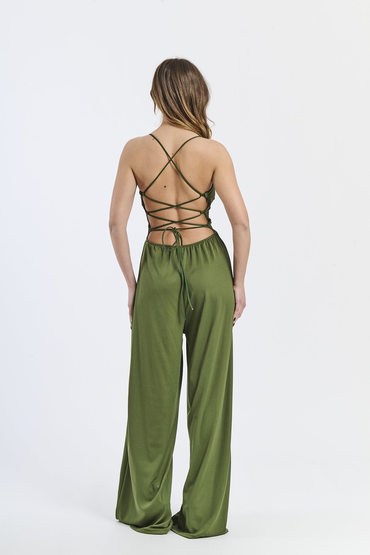 Combinazione militare, top a fascia e pantaloni larghi, caratteristica, per uso quotidiano