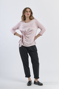 Blusa rosa antico dal colore intenso, tocco di eleganza rarav