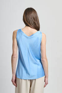 Canotta azzurra dalcollo drappato rilassante