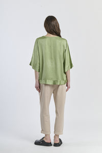 Tunica verde dalcollo avvolgente rinfrescante