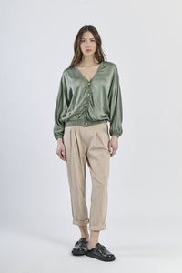 Cardigan militare con bottoni e maniche lunghe