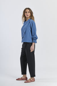 Canotta jeans avvolgente condettagli a righe stilosi