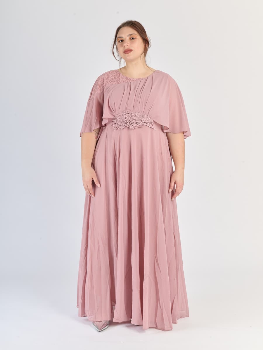 Lungo abito plus size Rosa Antico, perfetto per serate romantiche