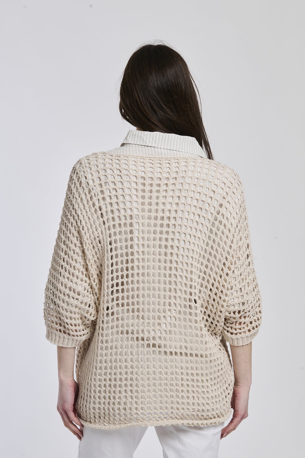 Maglione beige oversize in tricot texturizzato, stile comodo e raffinato