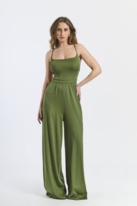 Tuta intera militare, spalline sottili, taglio ampio, stile rinfrescante e rustico