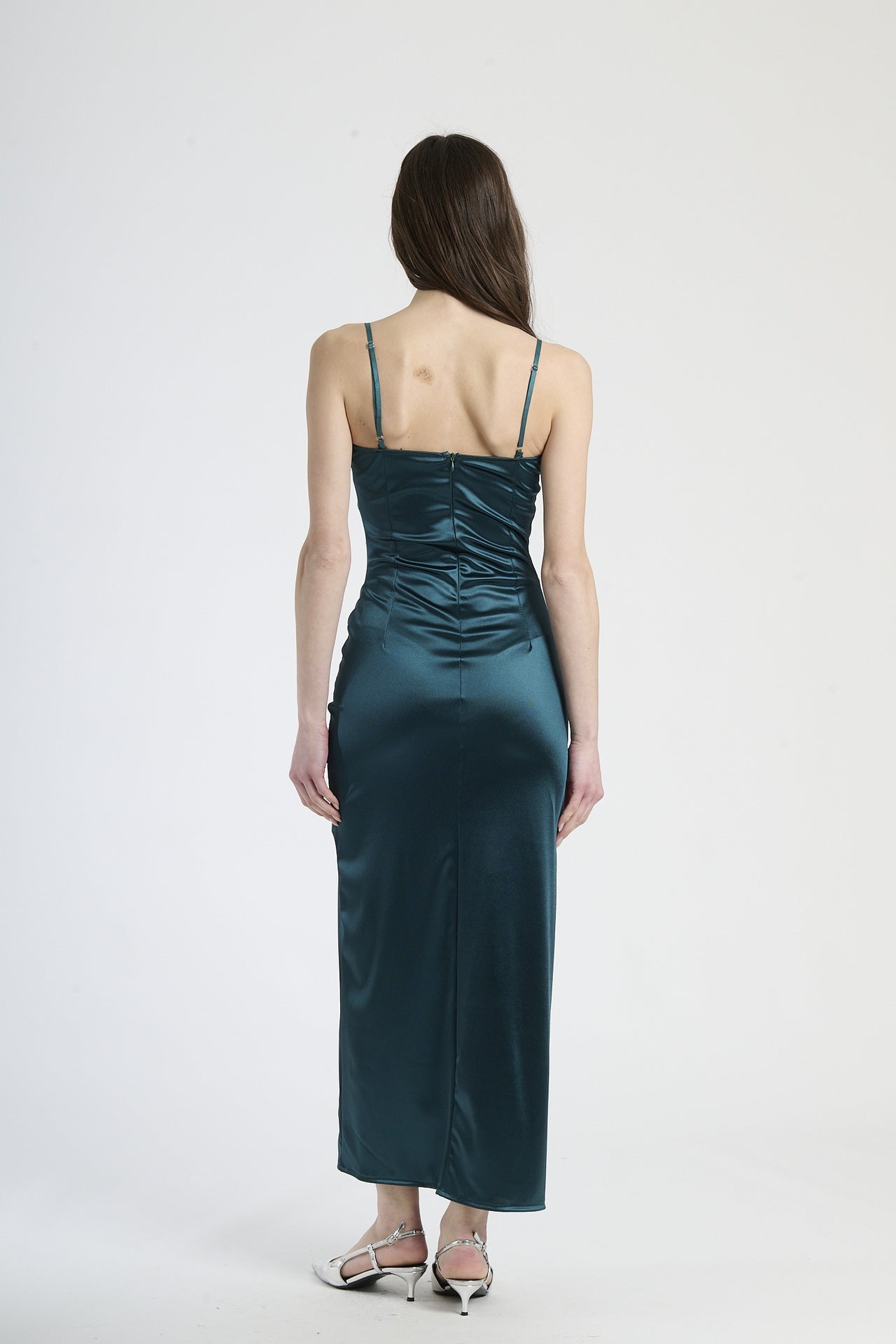 Abito elegante verde.S, taglio dritto con drappeggio e scollatura a fascia