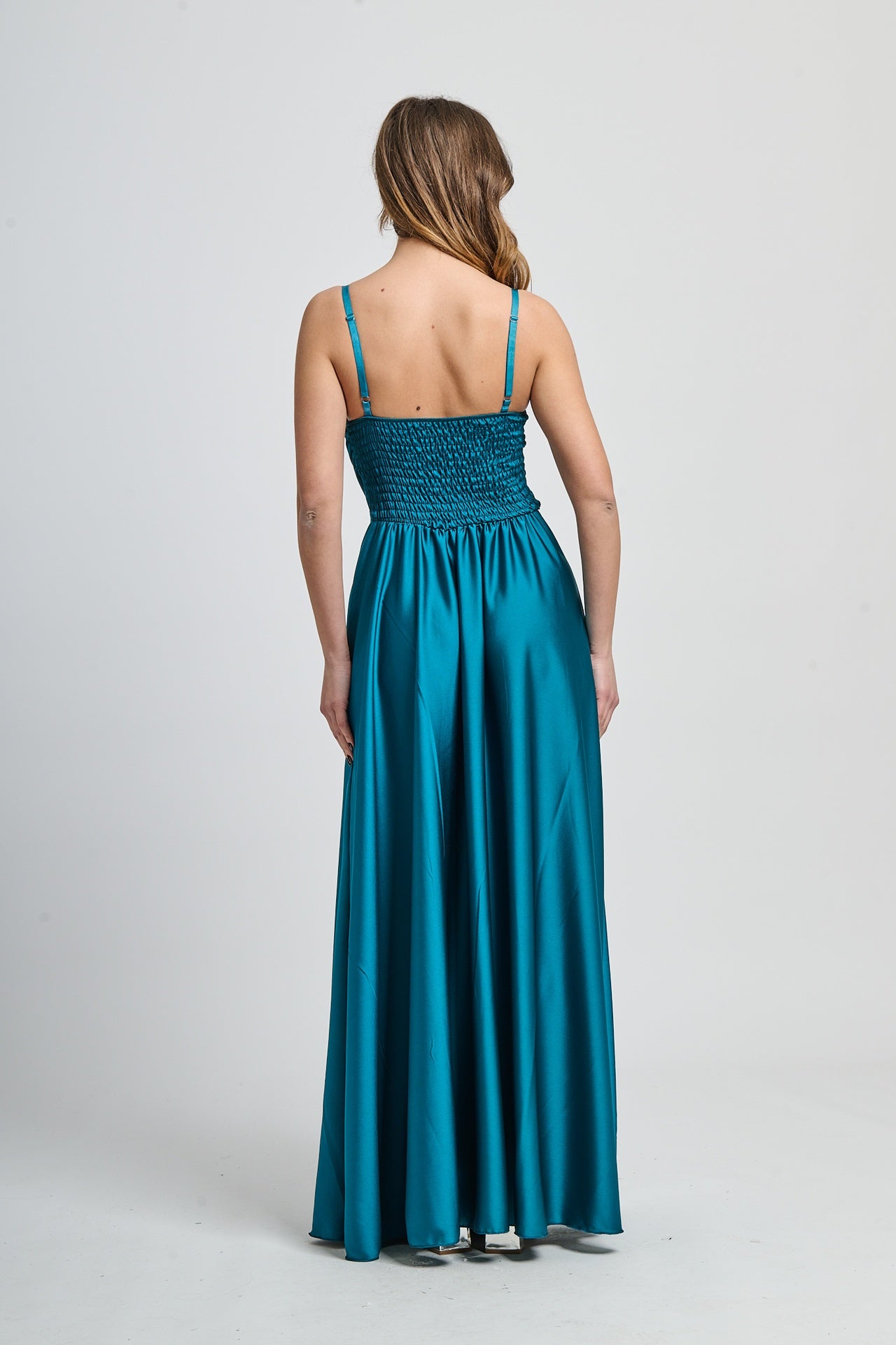 Abito elegante ottanio, tessuto satinato con falda ampia e fluida