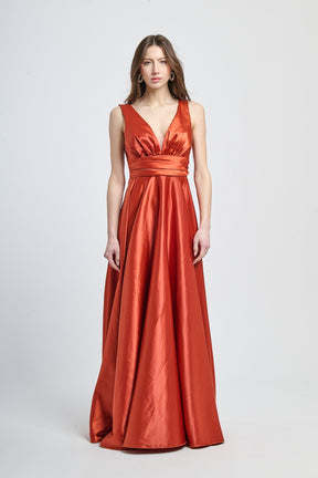Abito elegante marmalade con raso satinato, scollo a V e falda fluida, perfetto per serate glamour