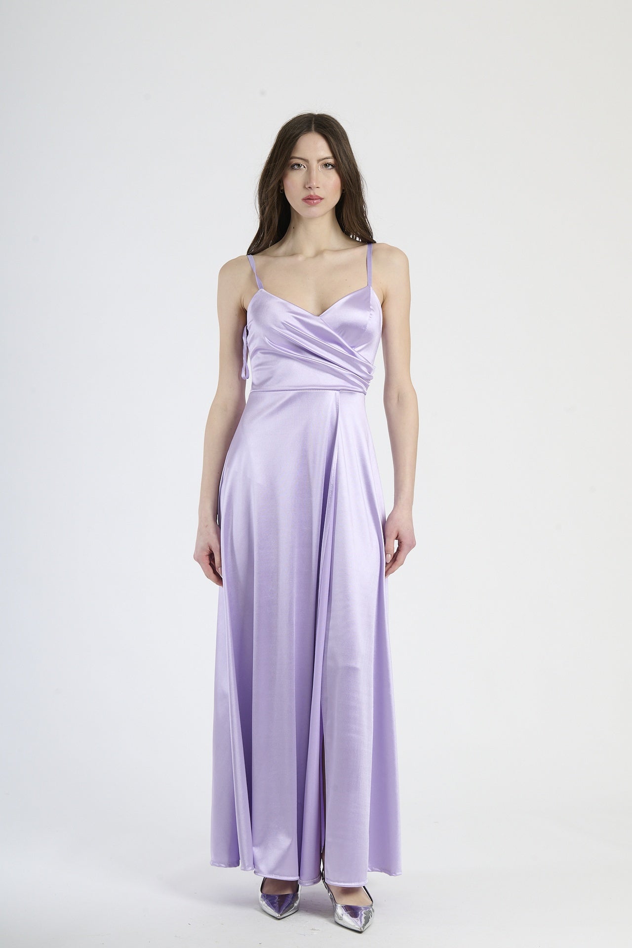 Vestito formale lilla, design senza spalline con drappeggi laterali e apertura leggera