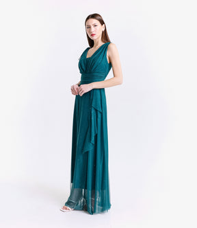 Lungo vestito ottanio, stile elegante e accento raro